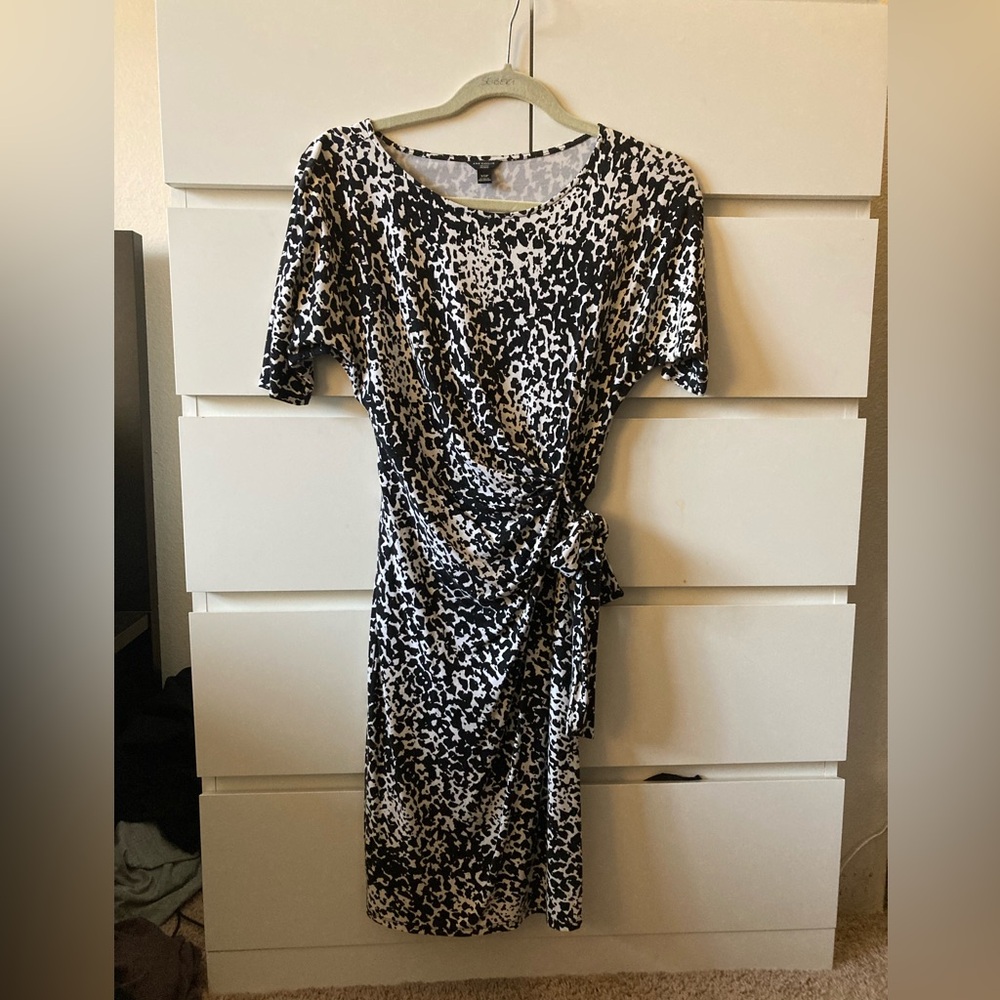 Elegant Black and White Patterned Dress
